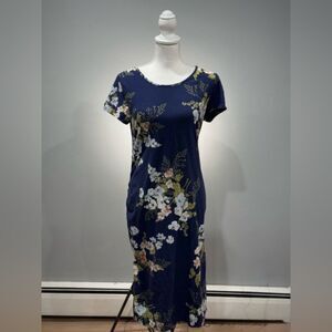 SALE! Navy Isabel Maternity Floral Dress Size M EUC